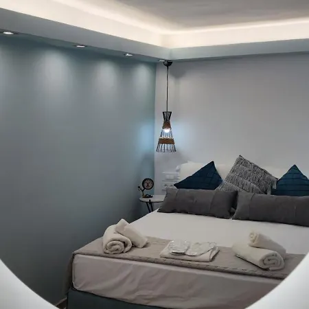 Apartment Lefkas & *